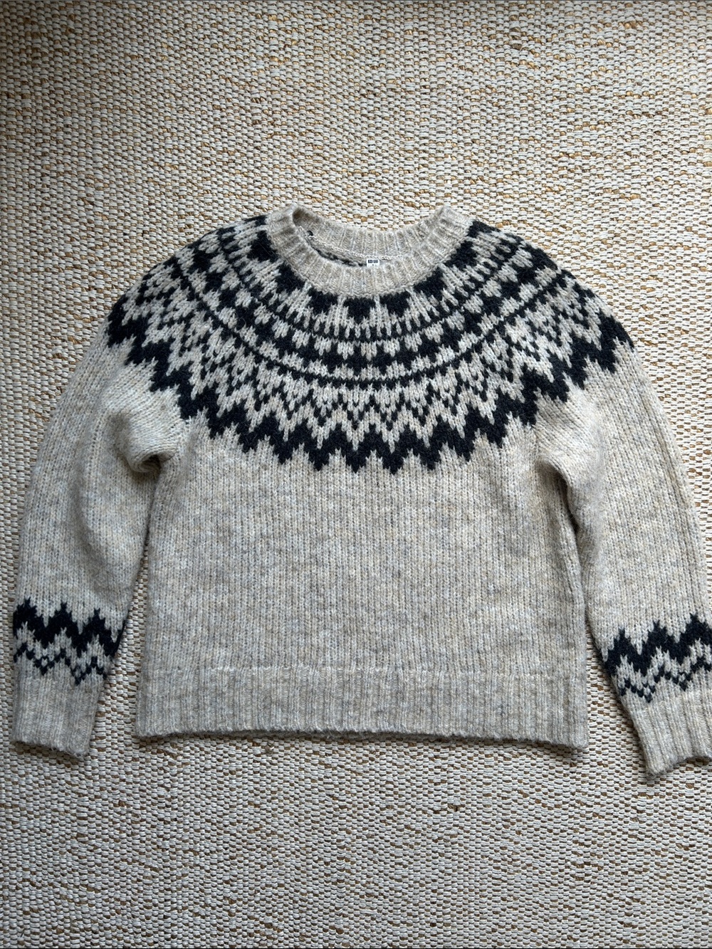 Uniqlo nordic yoke sweater